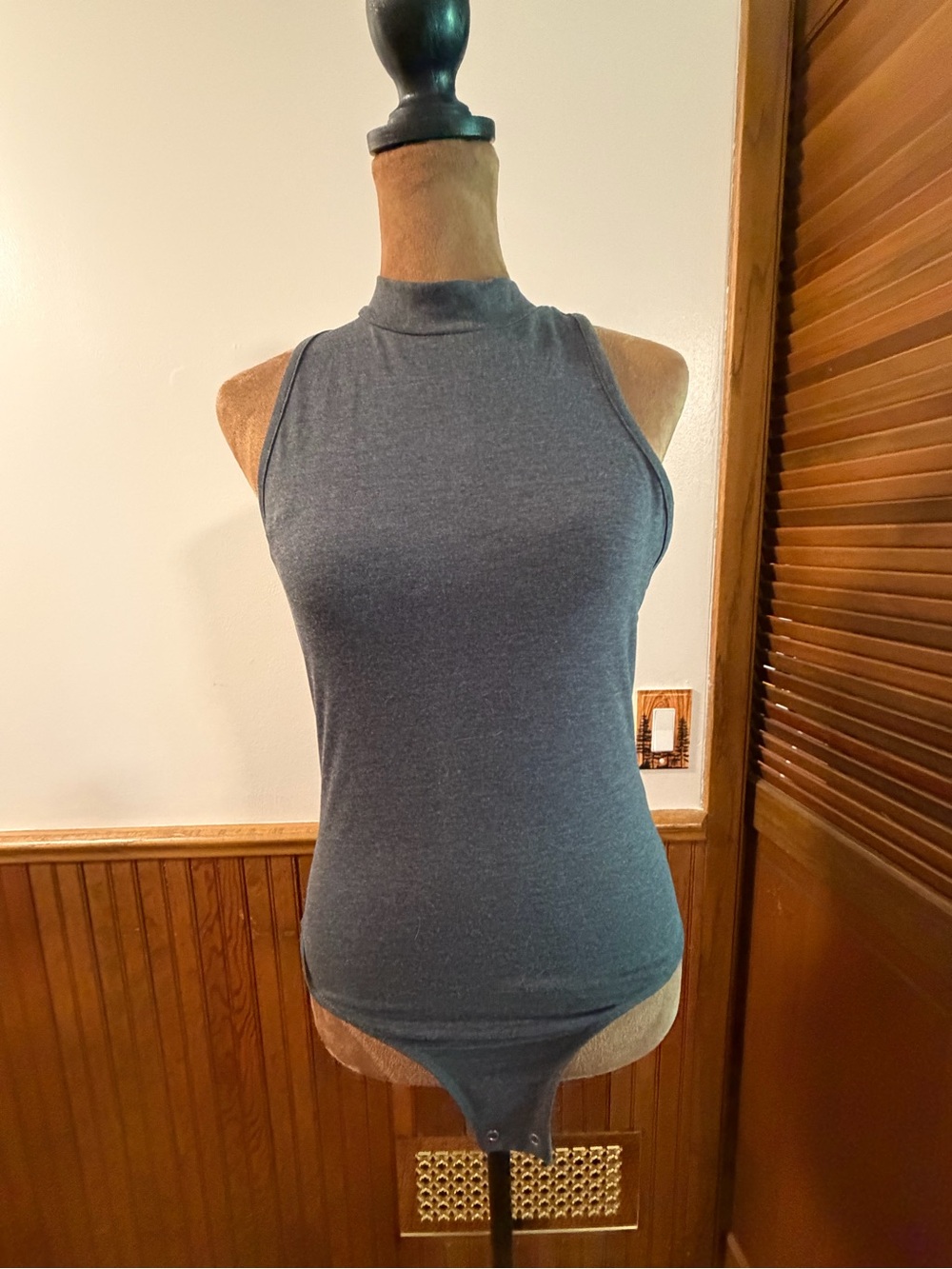 Fashion Nova Sleeveless Mock Neck Bodysuit in Heather Gray
